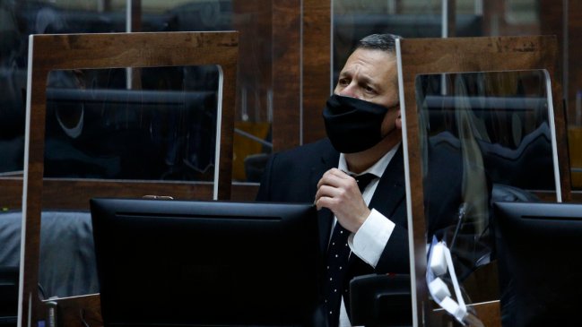 Lagos Weber descartó un cuarto retiro y apeló al IFE: La ayuda llegará a millones de chilenos