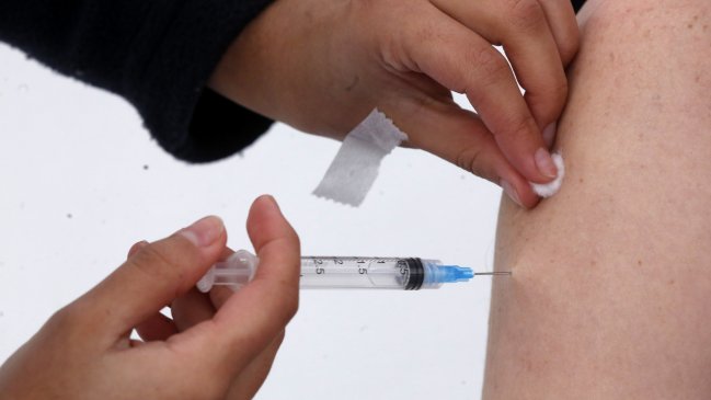 Para alcanzar la inmunización colectiva se requieren nueve meses más, según Bloomberg