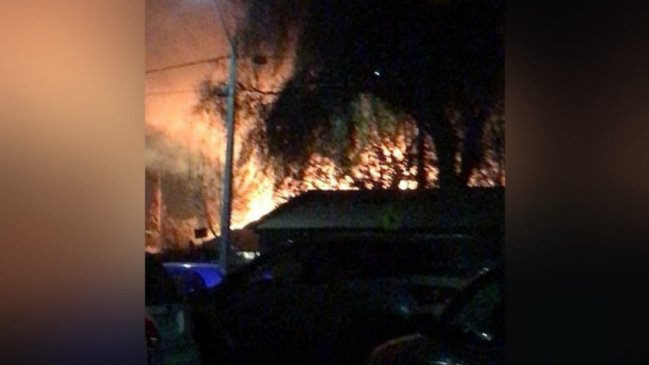 Incendio al interior de vivienda en Graneros deja dos personas fallecidas