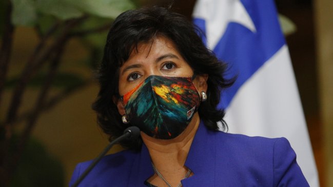 Provoste: Es curioso que constituyentes desconozcan el acuerdo que permitió su candidatura