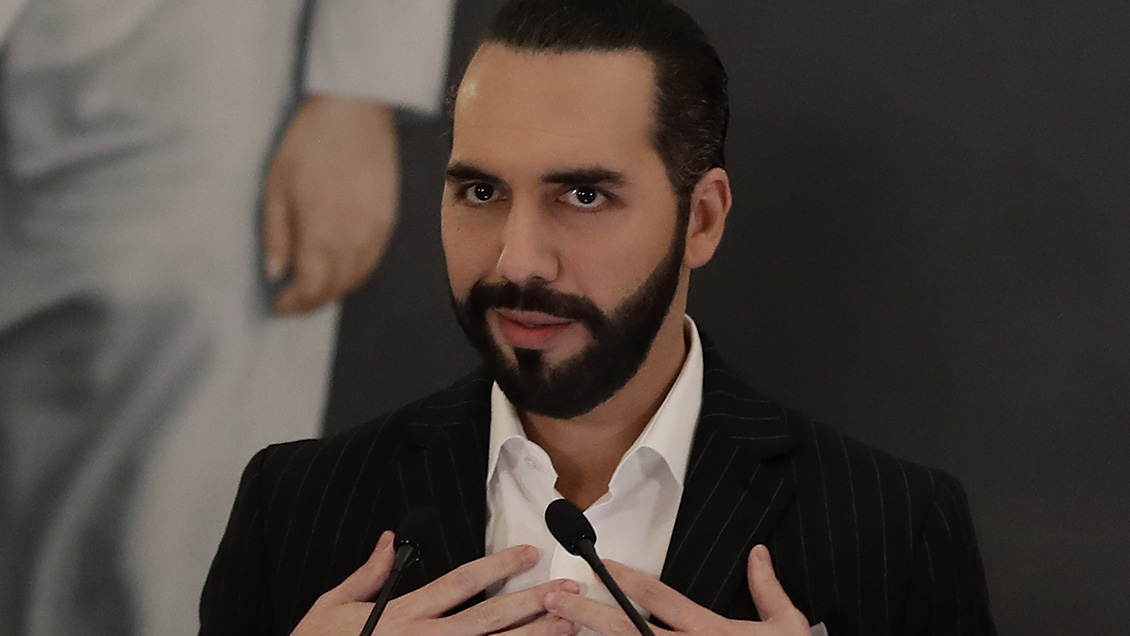 FMI advierte a El Salvador de riesgos al adoptar bitcoin como moneda legal