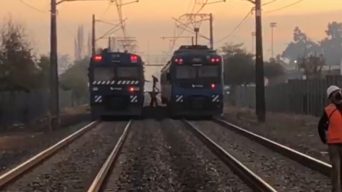 Dos personas fallecieron tras ser impactadas por tren en Rancagua