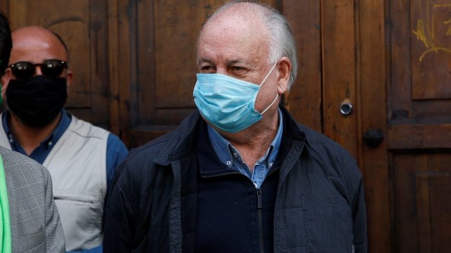 Teillier insiste en pedir 