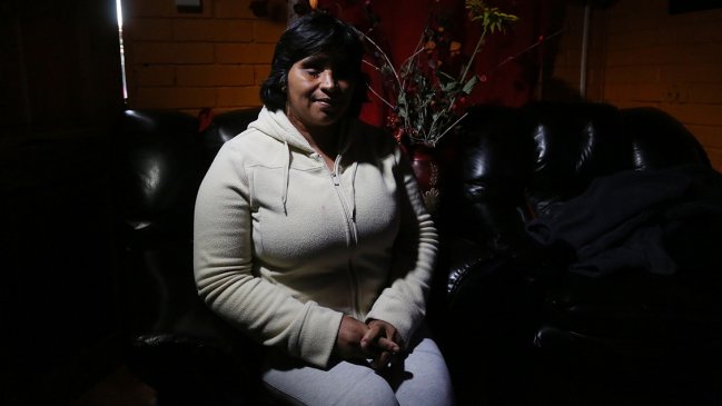 Fabiola Campillai dice tener menos ayuda que el carabinero que la cegó