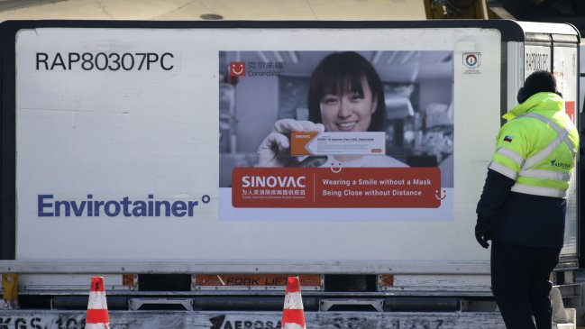 Chile recibe otro millón de vacunas Sinovac