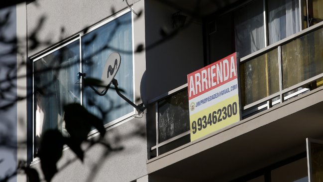 Más de la mitad de los hogares más pobres en Chile gastan sobre el 40% de sus ingresos en arriendo