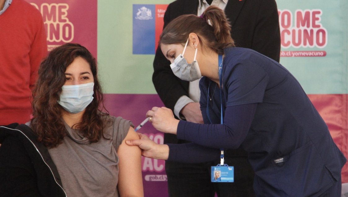 Ñuble tiene al 69% de su población objetivo vacunada contra el Covid-19