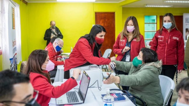 Ministra Rubilar llamó a los magallánicos a postular al IFE Universal