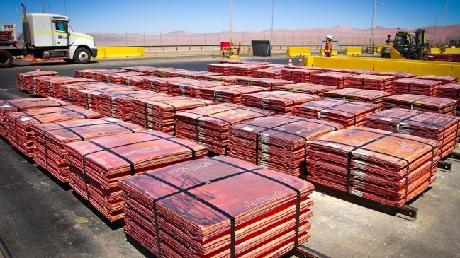 El precio del cobre anotó la quinta caída consecutiva en su peor semana desde 2020