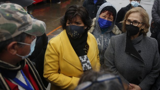 Provoste por feriantes sin bono: 