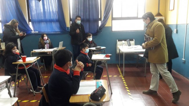 Subsecretario de Educación promueve retorno a clases presenciales en Ñuble