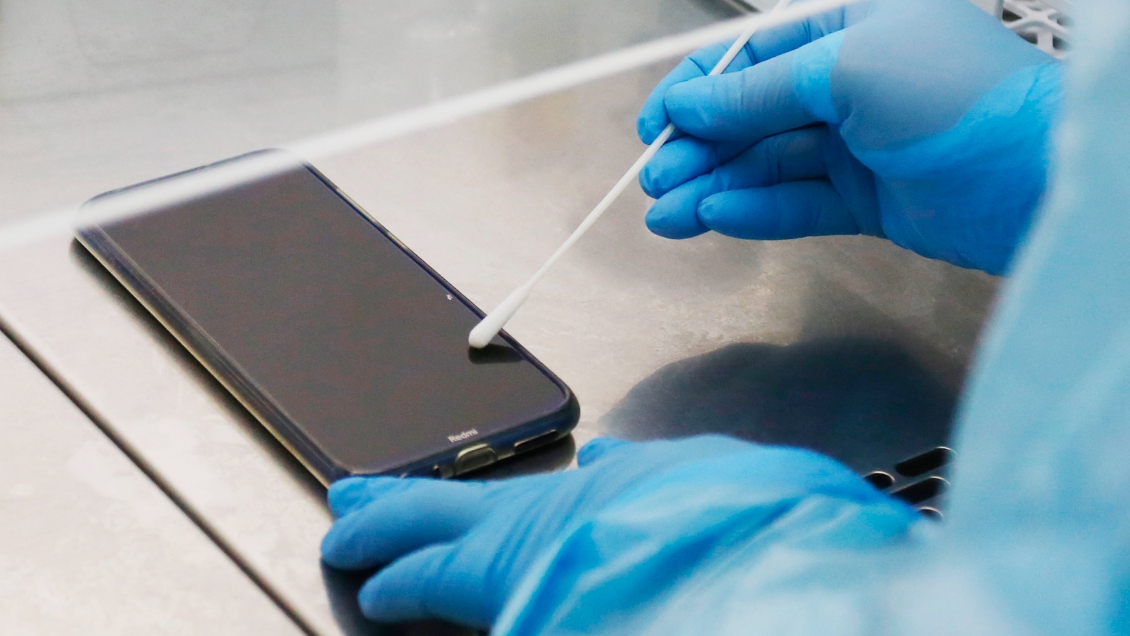Un PCR a un celular es tan efectivo como una muestra nasofaríngea, dicen científicos chilenos