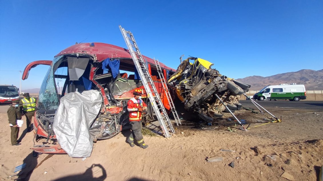 Dos accidentes de tránsito dejan cuatro fallecidos en la Región de Antofagasta