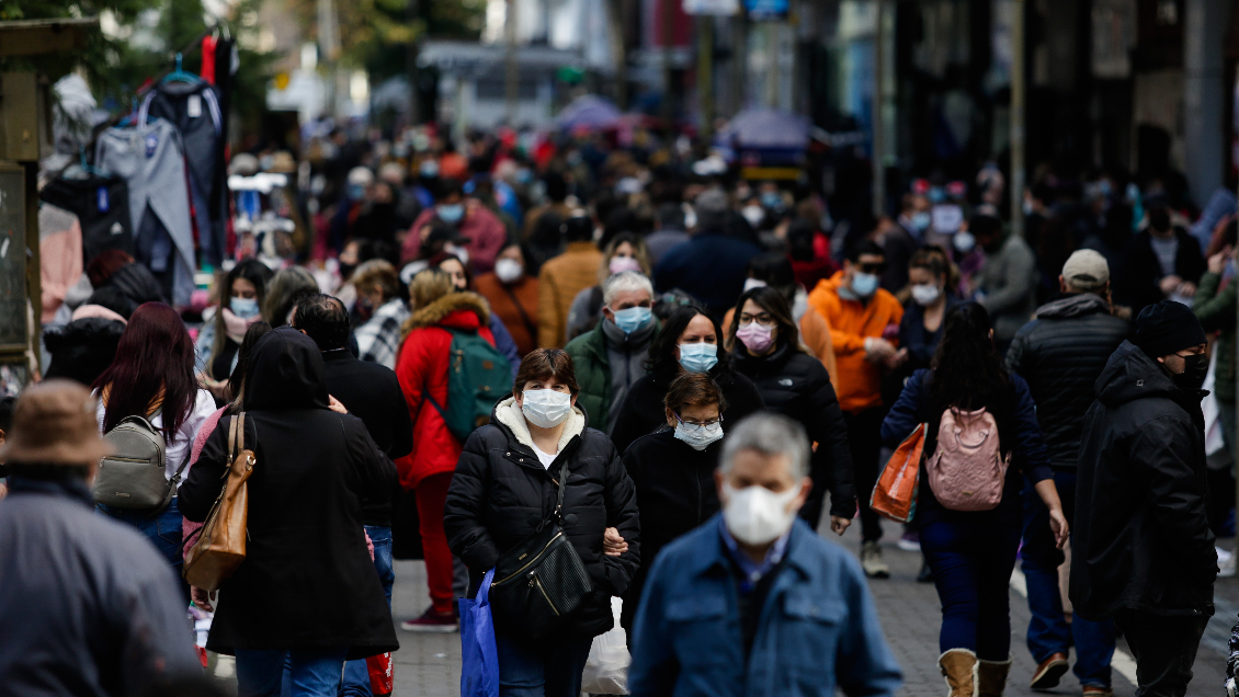 Paso a Paso: Otras 26 comunas del país salen de cuarentena