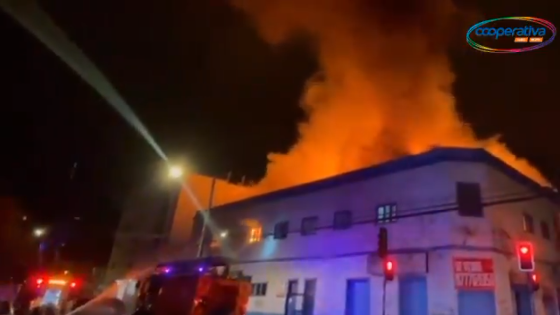 Incendio en casona dejó 42 personas damnificadas en Antofagasta