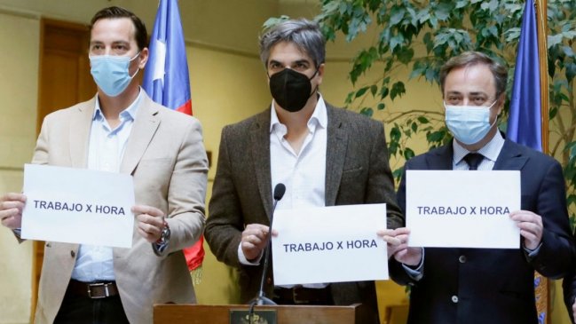 Diputados oficialistas presentaron proyecto para permitir la contratación por horas