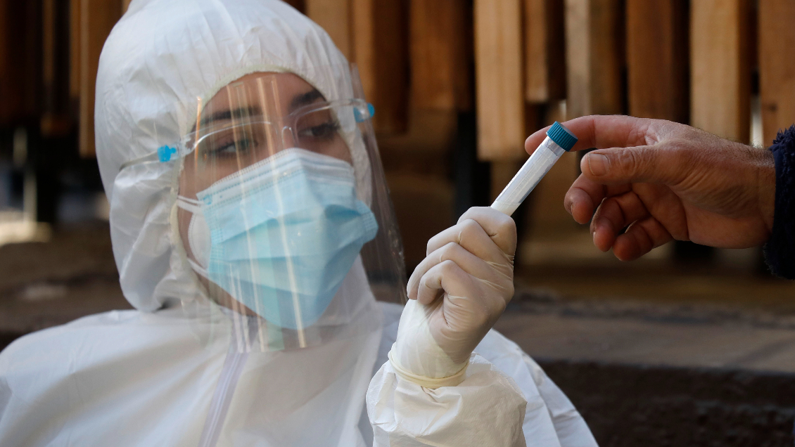 Covid-19: La positividad de los exámenes a nivel nacional bajó del 4%