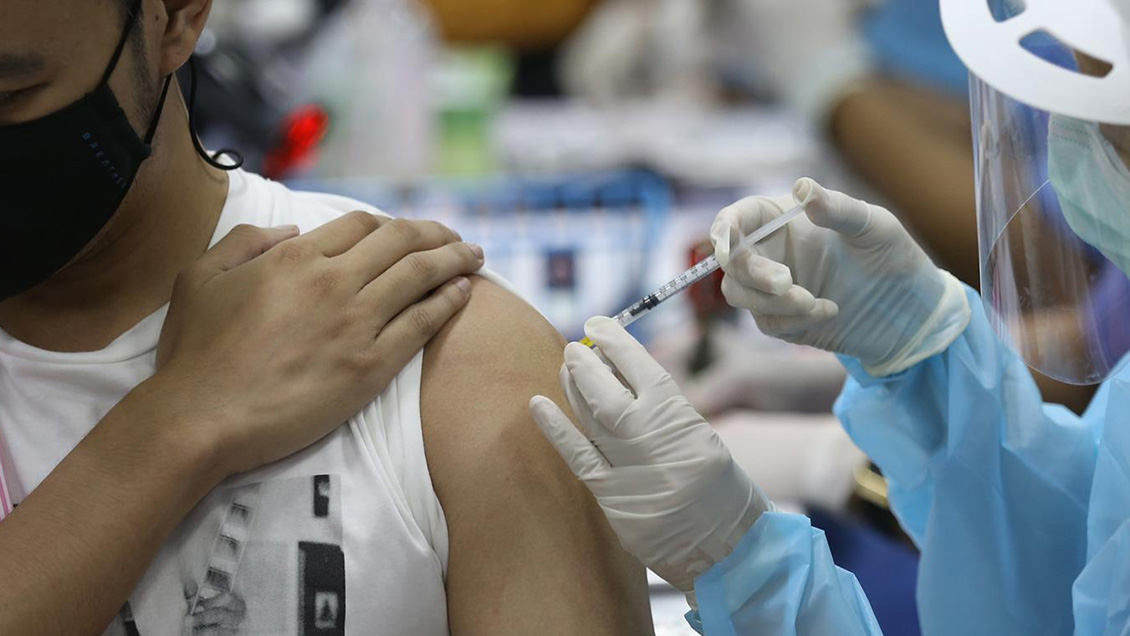 Cines y teatros chinos solo recibirán espectadores vacunados contra el Covid-19