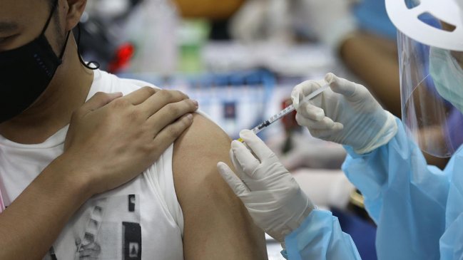 Cines y teatros chinos solo recibirán espectadores vacunados contra el Covid-19