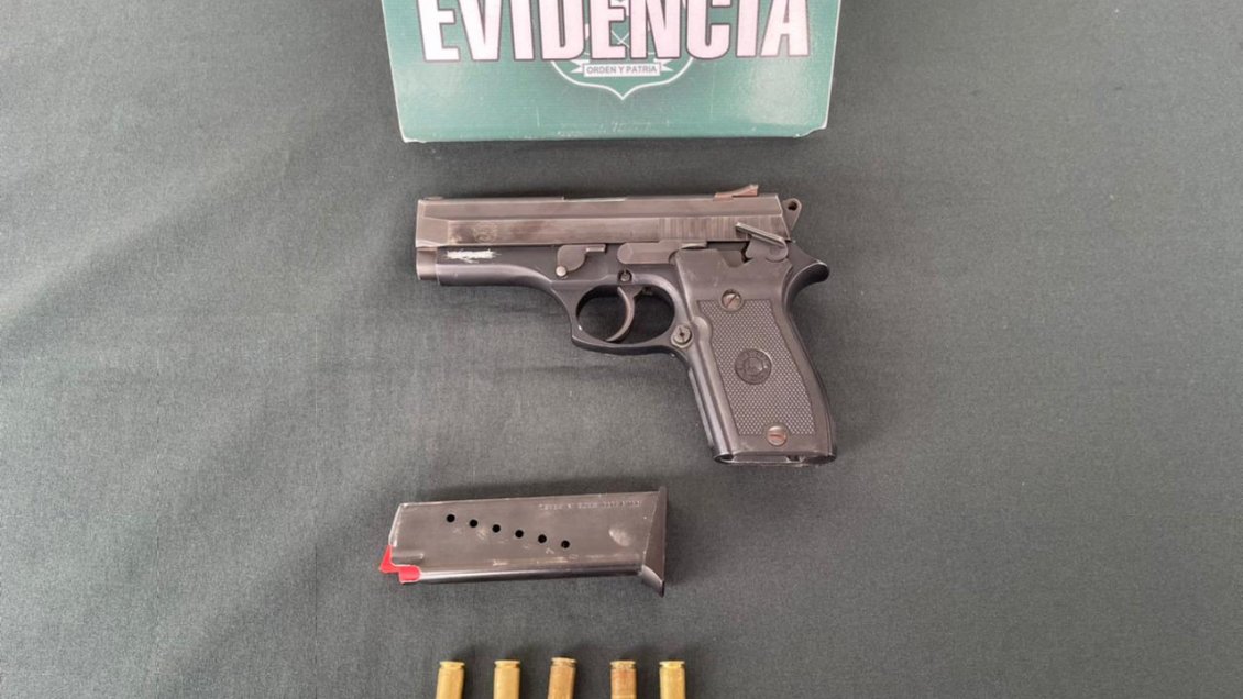 Iquique: Dos detenidos por porte ilegal de armas