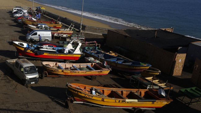Diputados de oposición piden que Gobierno incluya a pescadores artesanales en Bono 