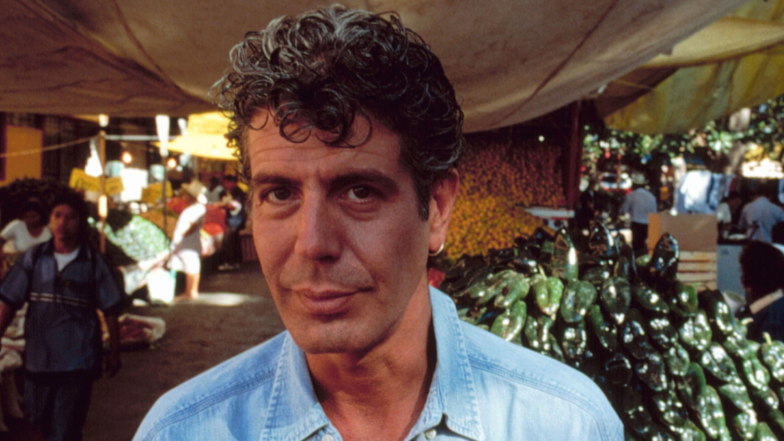 Critican voz artificial creada para dar vida a Anthony Bourdain en nuevo documental