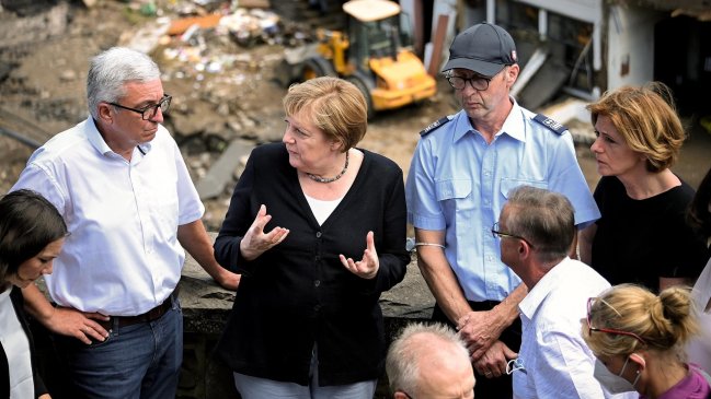 Merkel promete rápida ayuda ante el paisaje 