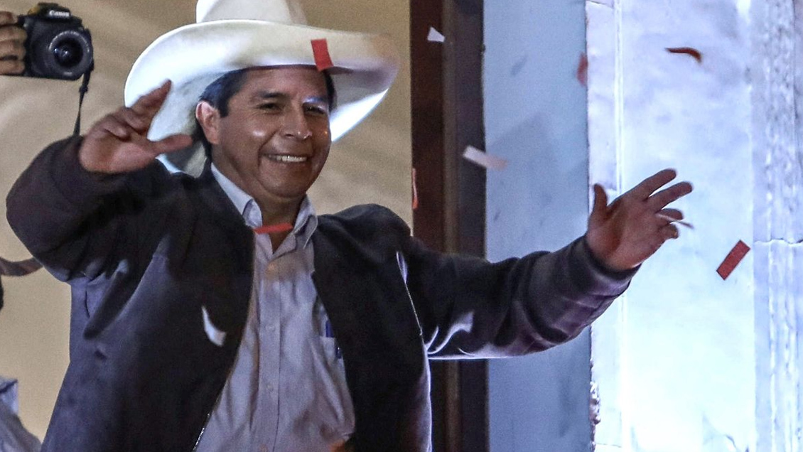 Pedro Castillo aguarda su inminente proclamación como el presidente electo de Perú