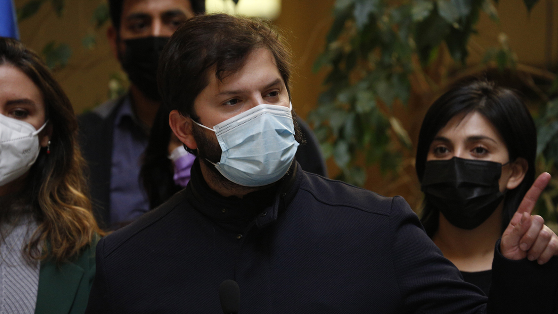 Boric desdramatiza eventual surgimiento de nuevas candidaturas presidenciales a su izquierda