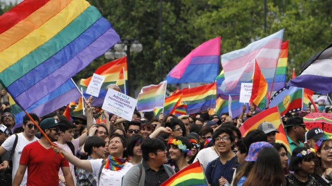 Debate sobre matrimonio igualitario en el Senado continúa este miércoles