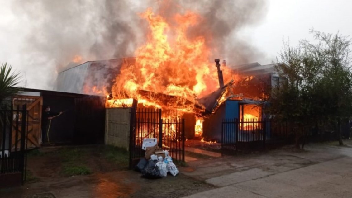 Municipio de Los Ángeles reacciona ante ola de incendios por recalentamiento de estufas