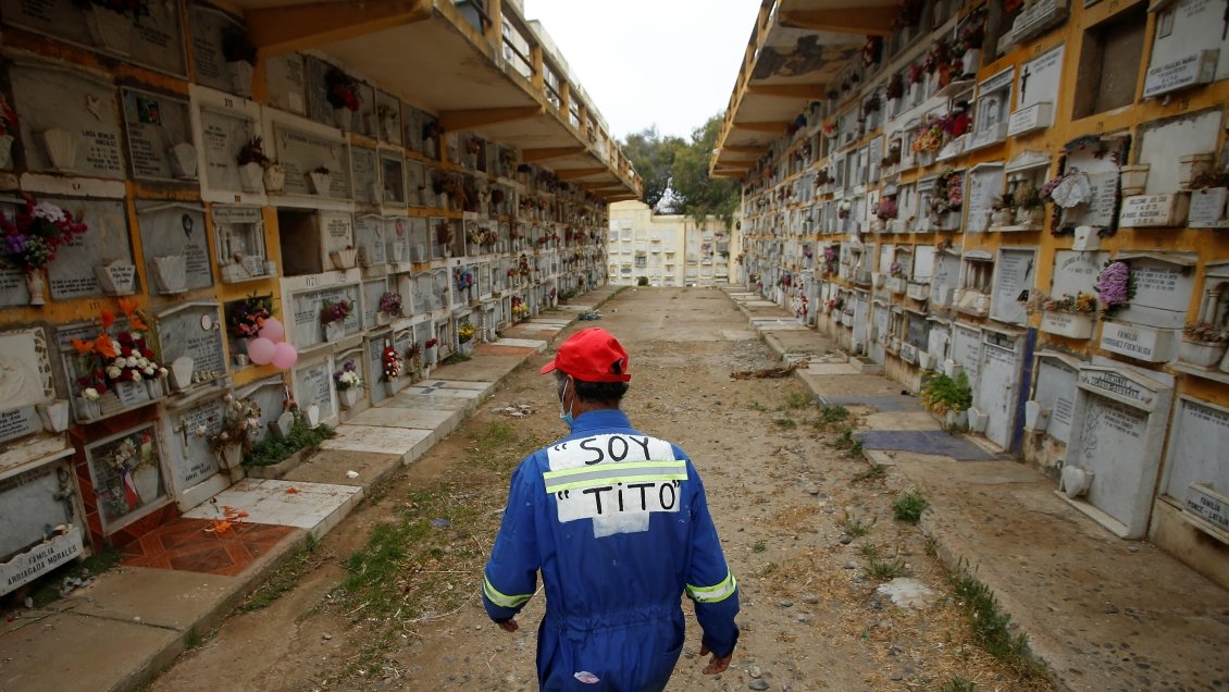 Parlamentarios de Chile Vamos buscan fijar precios máximos de servicios funerarios y cementerios