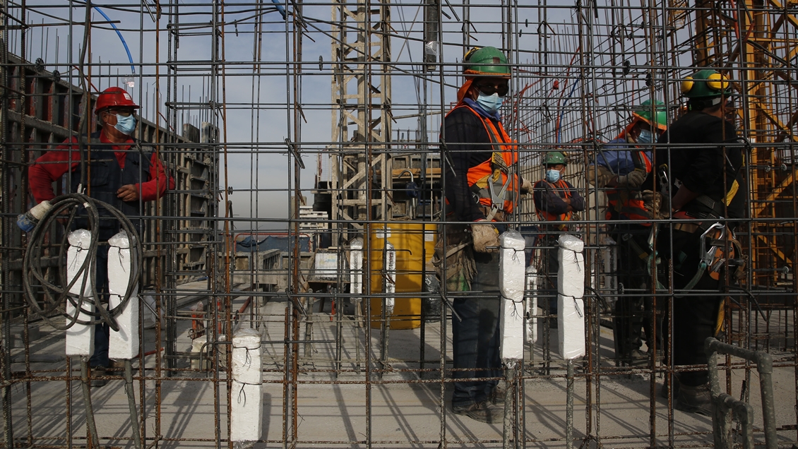 Pese a caída en minería, producción industrial de Chile subió un 6% en junio