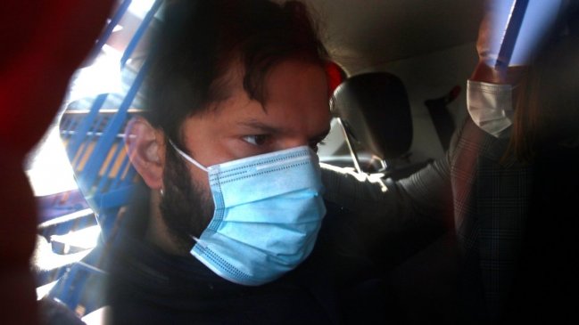 Gabriel Boric fue agredido durante visita a presos del estallido social
