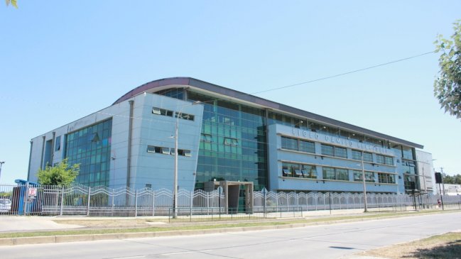 Liceo Camilo Henríquez de Temuco: Partes buscan terminar huelga de 140 días