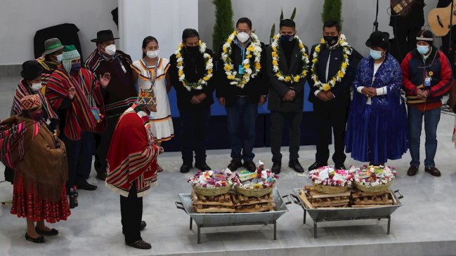 En medio de varias críticas, Bolivia inauguró el 