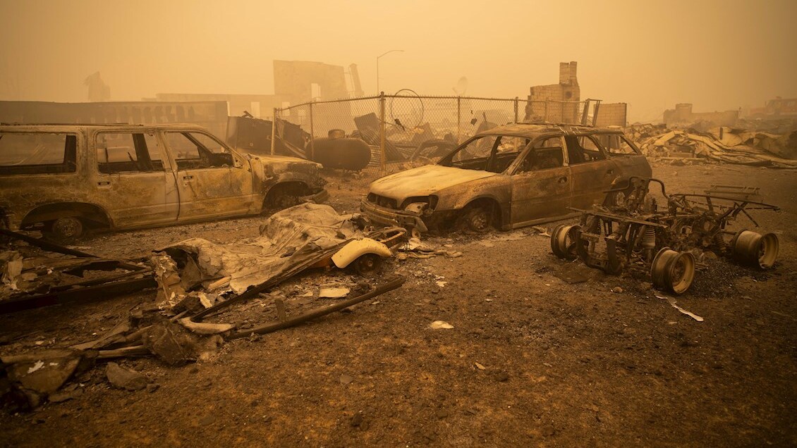 EEUU: Incendio Dixie se convirtió en el segundo más grande en la historia de California