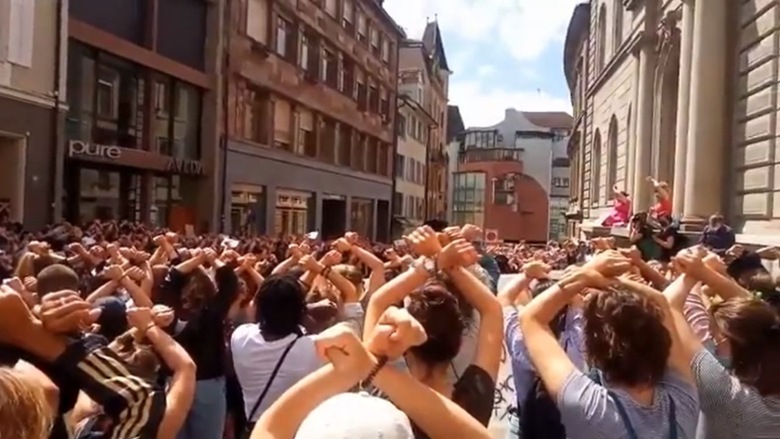 Jueza redujo condena a abusador porque violación de 11 minutos fue 