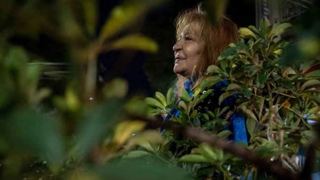 Sobrevivió a dos disparos en la cabeza y un intento para degollarla: 