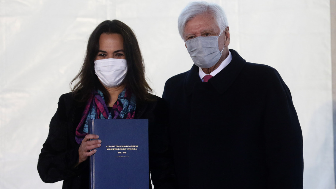 Vitacura: Alcaldesa Evópoli denuncia irregularidades bajo la administración Torrealba (RN)