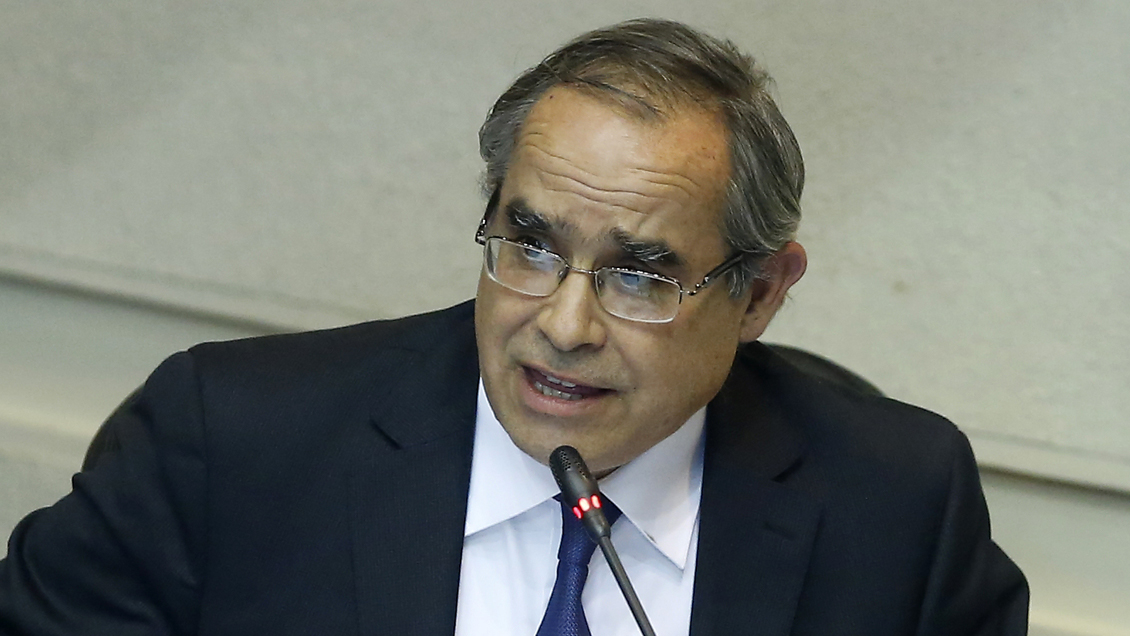 Senador Pugh y debate sobre presos del estallido: 