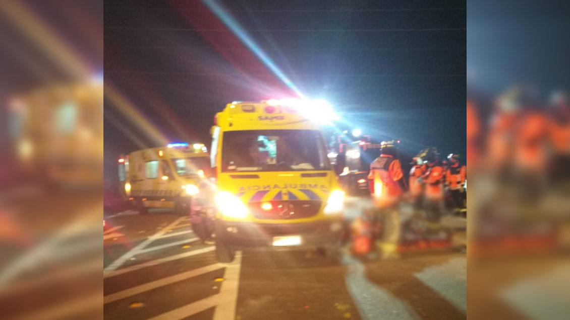 Furgoneta volcó en ruta de Mejillones: Hay un fallecido