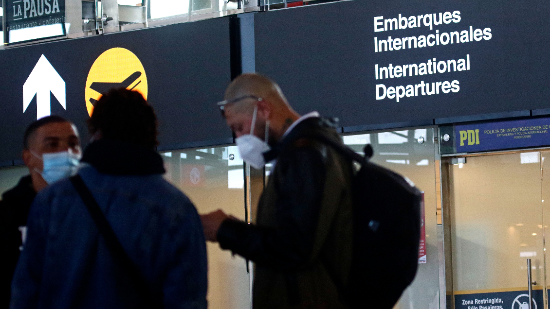 Cambio de tendencia: Este año han salido de Chile más extranjeros que los que han llegado