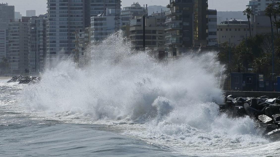 Entre Arica y Aysén: Pronostican nuevo evento de marejadas a contar de este jueves