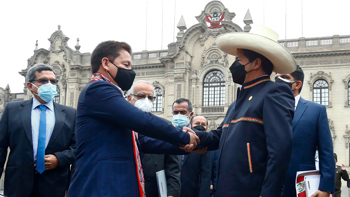 Perú: Ministros acuden al Congreso para pedir el voto de confianza