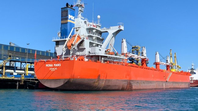 Tripulante de buque británico murió durante maniobras de atraque en Puchuncaví