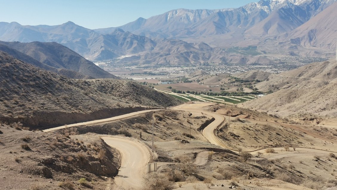 Coquimbo: Comenzó pavimentación y mejoramiento de la ruta Antakari