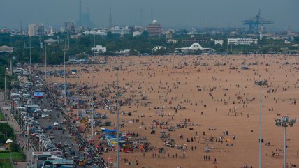   Autoridades permitieron la reapertura de playas en India 
