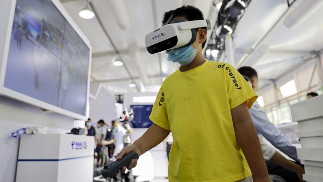 China prohíbe que niños jueguen videojuegos online más de tres horas a la semana