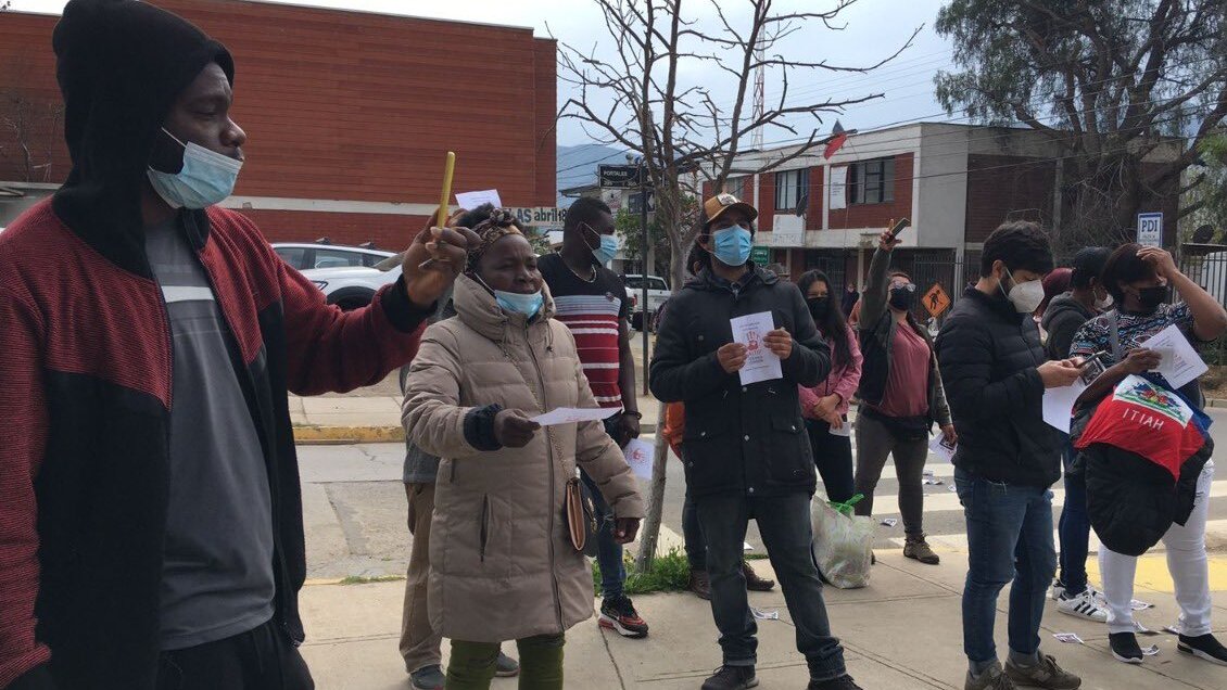 Comunidad haitiana protestó en comisaría de La Ligua tras muerte de hombre a manos de Carabineros